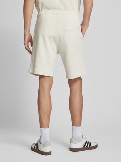 Calvin Klein Jeans Regular Fit Shorts mit Strukturmuster Offwhite 5