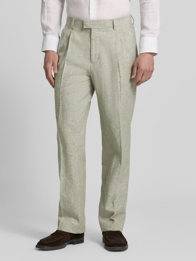 Männermodel trägt Anzughose aus Leinen-Mix mit Bügelfalten von MCNEAL in Beige, Wide-Fit, mit Haken, Knopf, Reißverschluss, Ganzkörperansicht von vorne.