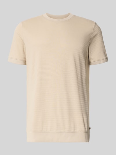 Produktfoto, beiges Regular Fit T-Shirt aus Baumwoll-Mix von s.Oliver RED LABEL, dezente Struktur, Herren T-Shirt, neutrale Kulisse.