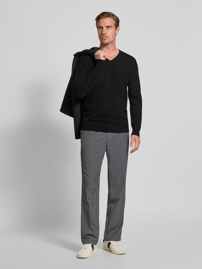 Christian Berg Men Strickpullover aus Wolle-Kaschmir-Mix mit V-Ausschnitt Black 1