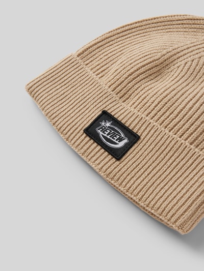 REVIEW Beanie mit Label-Detail Taupe 2