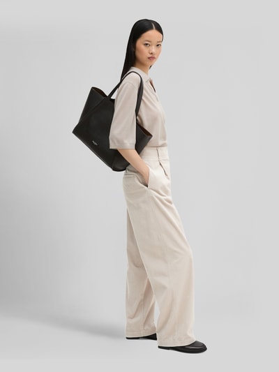 Marc O'Polo Shopper aus Rindsnappa mit Logo-Anhänger Black 1