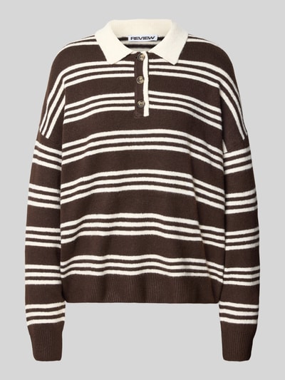 Produktfoto, Oversized Strickpullover mit Polokragen von REVIEW, Mieszanka materiałów z dodatkiem streczu, wzór na całej powierzchni, kołnierzyk polo, listwa guzikowa, długość tyłu w rozmiarze S: 60 cm, długość rękawów w rozmiarze S: 53 cm