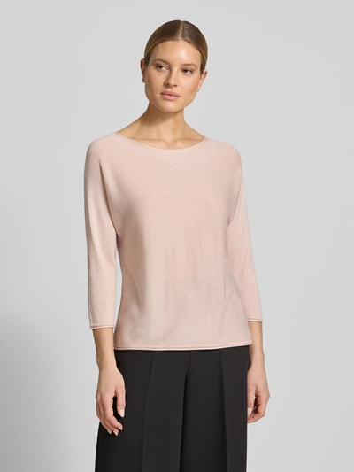 Frauenmodel trägt Relaxed Fit Strickpullover aus Viskose-Mix mit Glitzergarn von s.Oliver BLACK LABEL, Optik: Unifarben, Feinstrick, Ganzkörperansicht von vorne.