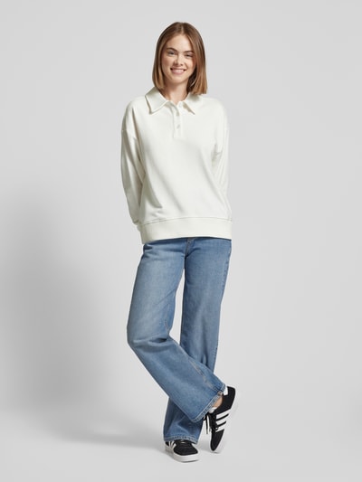 Gina Tricot Sweatshirt mit Umlegekragen Ecru 1