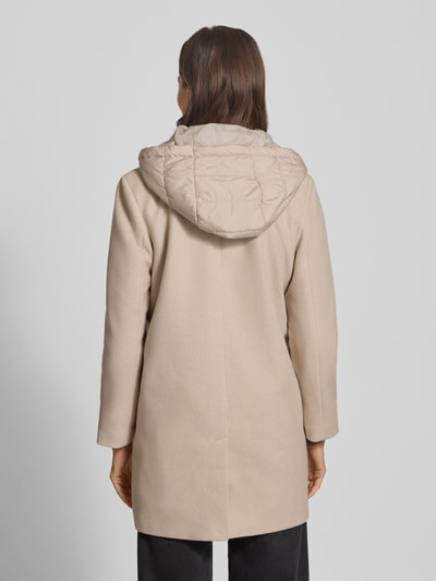 VERO MODA Płaszcz o kroju regular fit z odpinanym kołnierzem wewnętrznym model ‘GRACE’ Złamany biały 5