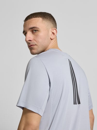 adidas Training Regular Fit Sport T-Shirt mit Label Print Mittelgrau 3