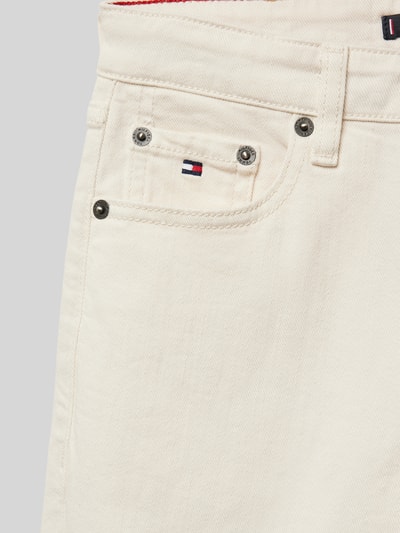 Tommy Hilfiger Teens Regular Fit Jeans im 5-Pocket-Design Modell 'SKATER' Ecru 2