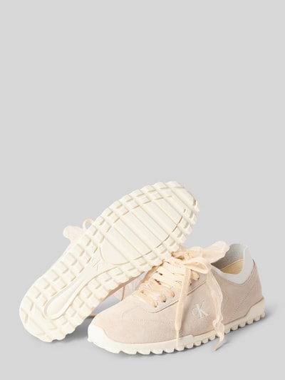 Produktfoto, Low Top Sneaker aus echtem Leder Modell 'LOW PROFILE RUN' von CK Calvin Klein in Two-Tone-Optik mit Logo-Applikation, Ziernähte, profiliert, Veloursleder, Damen