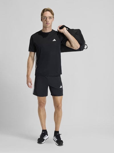 adidas Training Regular Fit Sportshorts mit Kontraststreifen Black 4