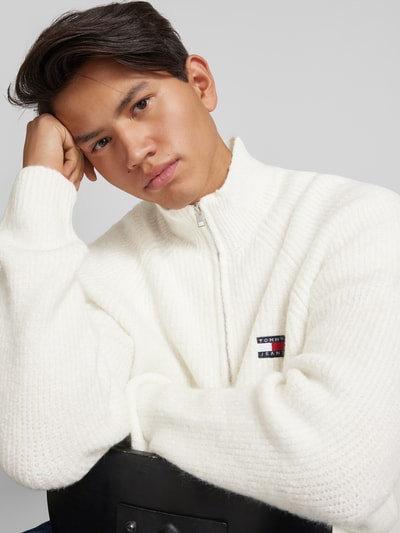 Tommy Jeans Gebreide pullover met opstaande kraag Offwhite - 3