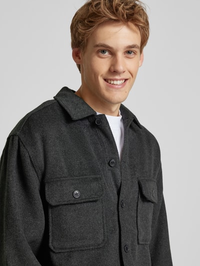 Jack & Jones Regular fit vrijetijdsoverhemd met paspelzakken op de borst Zwart - 3