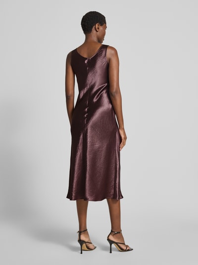 MM Soepele satijnen jurk met brede bandjes, model 'TALETE' Aubergine - 5