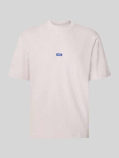 Produktfoto, Regular Fit T-Shirt aus reiner Baumwolle Modell 'Niereos' von HUGO in Optik: Unifarben mit Label-Patch, Kurzarm, Rundhals, Materialverarbeitung: Jersey