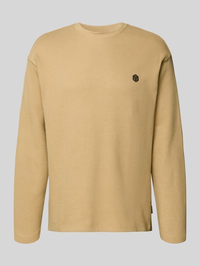 Produktfoto, Herren Longsleeve aus Reine Baumwolle im Gerader-Schnitt, Modell 'FILLIP' von Blend mit Rundhalsausschnitt und Label-Detail, Rückenlänge bei Größe M 70 cm, sandfarbene fein strukturierte Oberfläche.