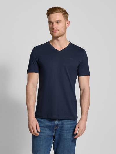 s.Oliver RED LABEL Regular Fit T-Shirt aus reiner Baumwolle mit V-Ausschnitt Dunkelblau 4