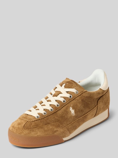 Produktfoto, Sneaker aus echtem Rindsleder von Polo Ralph Lauren in Braun mit cremefarbenen Schnürsenkeln, glatte und raue Textur