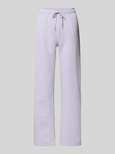 Produktfoto, Sweatpants mit elastischem Bund Modell 'Iconic' von Gina Tricot, bawełniany miks, krój relaxed fit, elastyczny pasek, sznurek w talii, długość wewnętrzna nogawki 80 cm w rozmiarze S