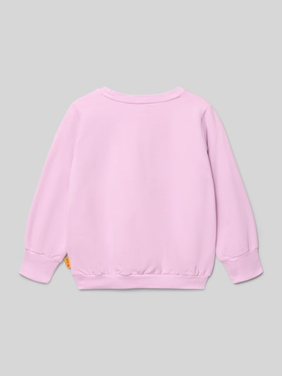 Produktfoto, Sweatshirt mit Motiv-Stitching und Label-Detail von Steiff in hellem Rosa, Baumwoll-Mix mit Stretch-Anteil, lockere Passform
