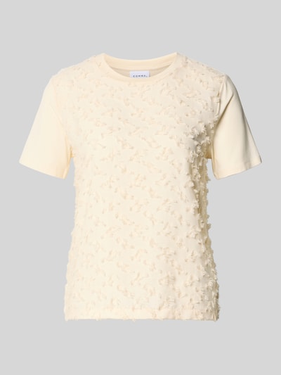Produktfoto, Regular Fit T-Shirt mit Viskose-Anteil von comma, damski t-shirt, mieszanka materiałów z dodatkiem wiskozy, ozdobne obszycie, okrągły dekolt, długość tyłu w rozmiarze 36: 55 cm, kolor jasny kremowy, lekko teksturowana powierzchnia