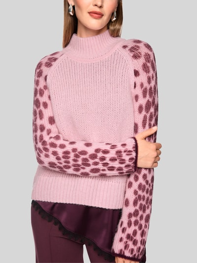 Marc Cain Pullover aus Alpakamix mit Logo-Detail Rose 4