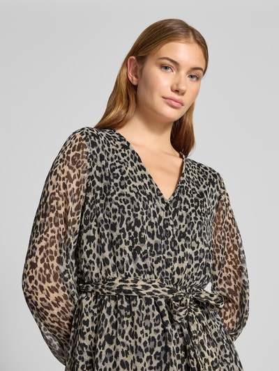 ONLY Tailliertes Freizeitkleid mit Ballonärmeln Modell 'CERA' Offwhite 3