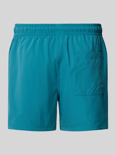 Produktfoto, türkisfarbene Straight Fit Badeshorts mit Logo-Detail, elastischer Bund mit Tunnelzug, Modell 'Maui' von Jack & Jones