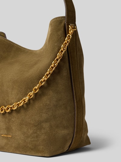 Produktfoto, Handtasche aus Leder mit Label-Applikation Modell 'NOLITA' von MICHAEL Michael Kors in Olivgrün mit goldener Kette, Struktur aus Wildleder, Kontext: Echtes Leder, Hauptfach mit Magnetverschluss, Schulterriemen, Maße: 35x33x17 cm, Länge Schulterriemen 72 cm.
