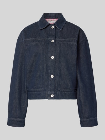 Produktfoto, Regular Fit Jeansjacke mit aufgesetzten Taschen Modell 'Clara' von OH APRIL aus Reine Baumwolle in Dunkelblau mit Umlegekragen, durchgehender Knopfleiste, Maße: Rückenlänge 48 cm, Schulterbreite 54 cm, Brustweite 54 cm, Ärmellänge 54 cm.