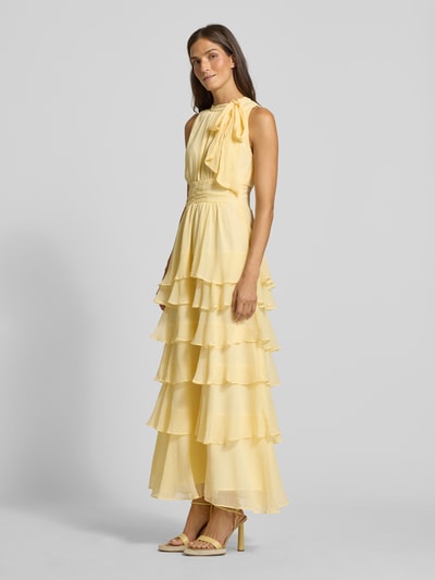 Neo Noir Maxi-jurk in laagjeslook, model 'MARLI SOLID CHIFFON DRESS' Pastelgeel - 1