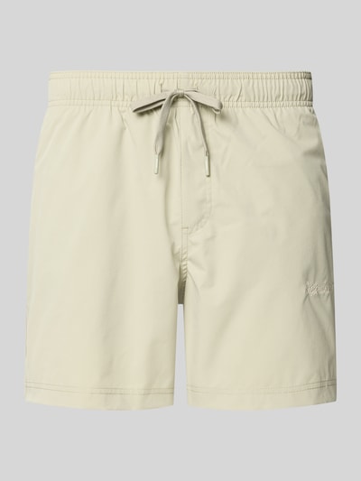 Produktfoto, beige Badehose mit Label-Stitching Modell 'MAUI' von Jack & Jones, Regular-Fit, elastischer Bund, Tunnelzug, glatte Textur.