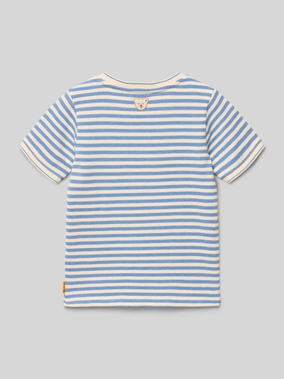 Produktfoto, T-Shirt mit Motiv-Stitching und Rundhalsausschnitt von Steiff, Kinder T-Shirt, Reine Baumwolle, Gerader-Schnitt, Rückenlänge 44 cm bei Größe 116, blaue und weiße Streifen, Label-Detail