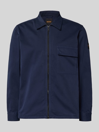 Produktfoto, Regular Fit Hemdjacke aus reiner Baumwolle Modell 'M_LORUM' von BOSS Orange, Optik: Unifarben, mit Brusttasche und Logo-Applikation