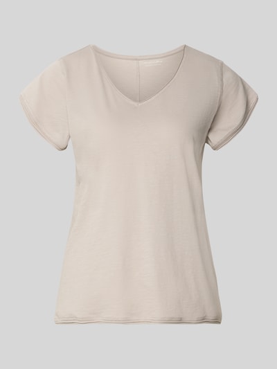 Productfoto, T-Shirt met V-hals van Christian Berg Woman in lichte beige kleur, puur katoen, regular fit, rolzoom, ruglengte 59 cm bij maat S