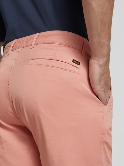 BOSS Orange Korte slim fit chino met riemlussen Roze - 3