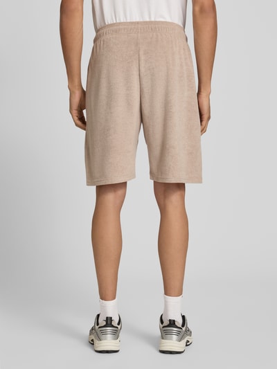 PEGADOR Shorts mit Logo-Stitching Modell 'Nelas' Taupe 5