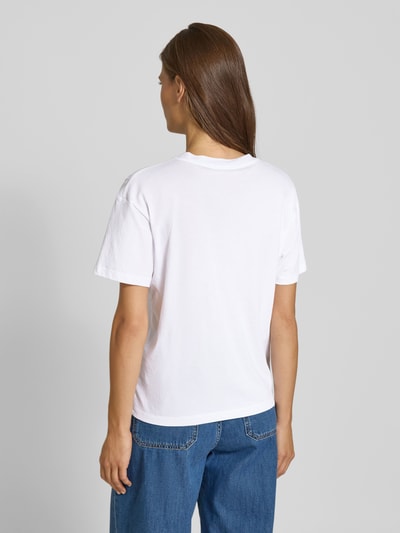 Samsøe Samsøe T-shirt z prążkowanym dekoltem w serek model ‘SAELI’ Biały 5