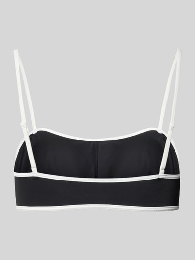 Produktfoto, schwarzes Bikini-Oberteil mit weißer Kontrastkante, Stretch-Anteil, Spaghettiträger, Modell 'FIA SOLID' von Neo Noir.