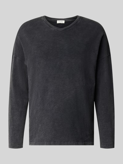 Produktfoto, Longsleeve mit überschnittenen Schultern Modell 'SONOMA' von American Vintage, reine Baumwolle, Regular Fit, V-Ausschnitt, Rückenlänge 66 cm, dunkelgraue Farbe, glatte Textur
