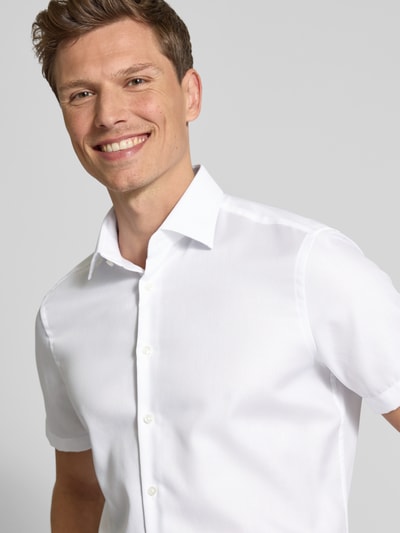 Christian Berg Men Regular Fit Business-Hemd mit Kentkragen Weiss 3