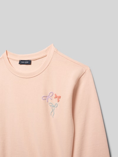 Produktfoto, Sweatshirt met ronde hals en motiefprint van Blue Seven, katoen, losse fit, geribde ronde hals, motiefprint, perzikroze kleur, zachte textuur