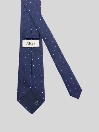 Produktfoto, Krawatte aus reiner Seide mit Label-Detail von altea, blau mit feinen Punkten, klassische Passform, 8 cm breit