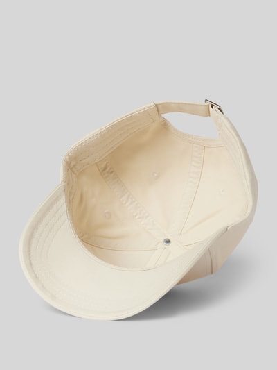 BOSS Basecap mit Label-Patch Modell 'ZED' Offwhite 2