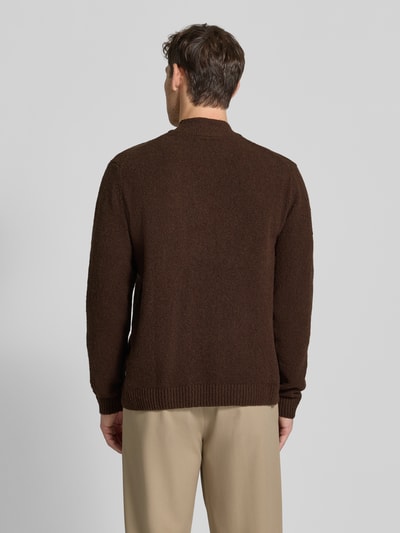 JACK & JONES Premium Sweter dzianinowy z kołnierzykiem polo model 'MAVERICK' Czekoladowy 5