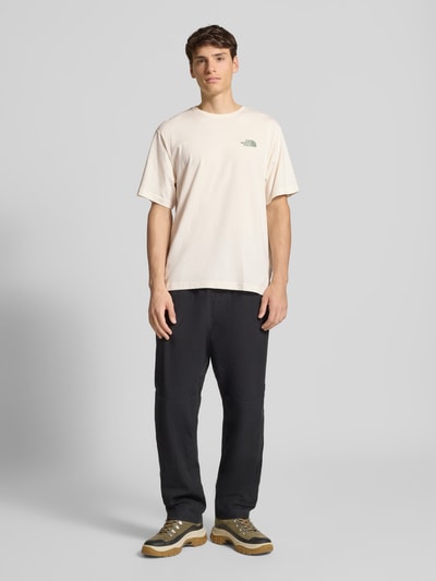 The North Face T-shirt z detalem z logo Złamany biały 1