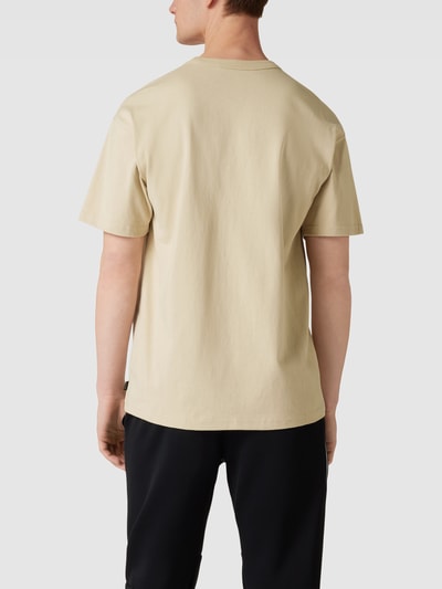 Nike T-Shirt mit Label-Stitching Beige 5