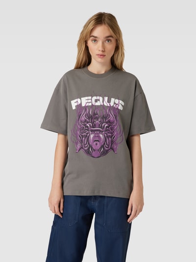 PEQUS T-shirt met label- en motiefprint, model 'Medusa' Grafiet - 4