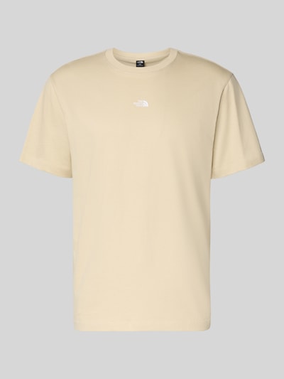Produktfoto, T-shirt met gestikt logo van The North Face, puur katoen, recht model, ronde hals, ruglengte maat M: 70 cm, beige.