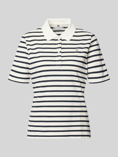 Produktfoto, Regular Fit Poloshirts aus Baumwoll-Mix von Tommy Hilfiger, Optik: Unifarben, Logo-Stitching, Polokragen, V-Ausschnitt, kurze Knopfleiste, Ärmelform: Kurzarm, Materialverarbeitung: Piqué