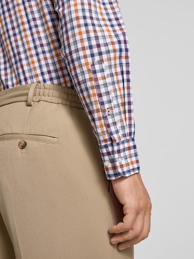 Christian Berg Men Regular Fit Freizeithemd mit Button-Down-Kragen Bordeaux 3